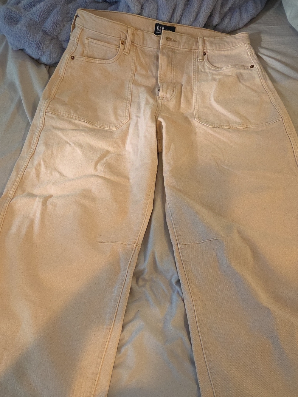 GAP Wide Leg Jeans in Light Pink